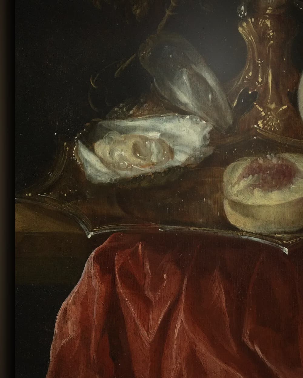 Materiaal en afwerking van Stilleven met verguld zilveren glashouder in het wisselframe