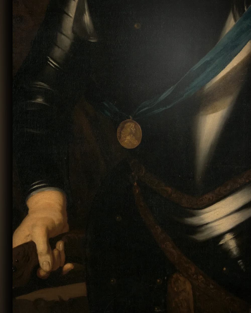 Materiaal en afwerking van Portret van een admiraal, vermoedelijk Adriaen Banckert in het wisselframe
