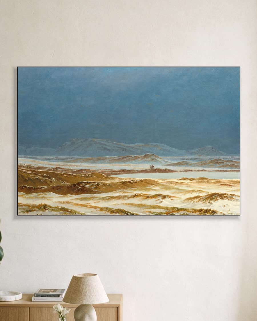 Winterlandschap met wandelaars in een aluminium frame aan dezelfde muur