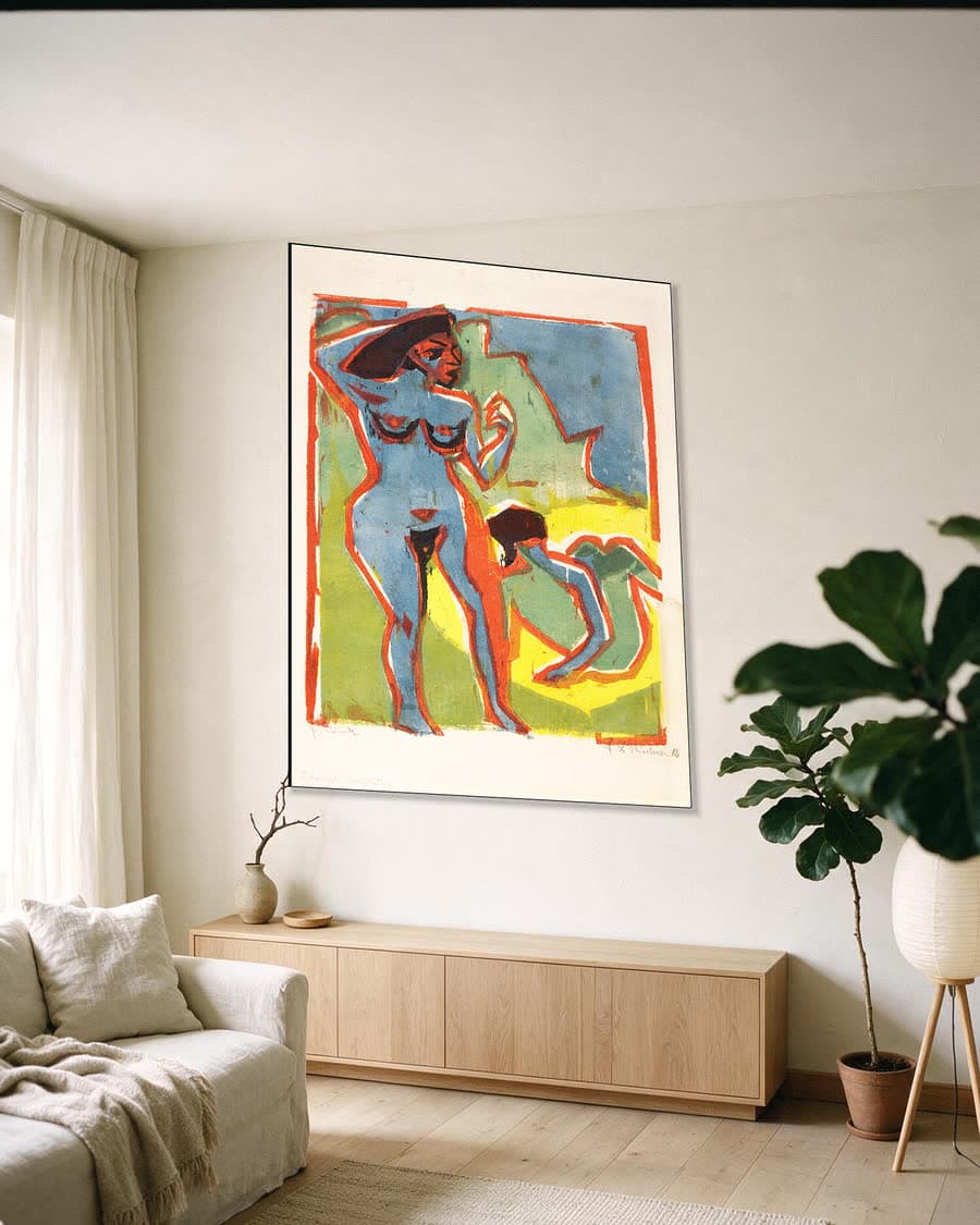 Badende vrouwen bij Moritzburg in een aluminium frame aan dezelfde muur