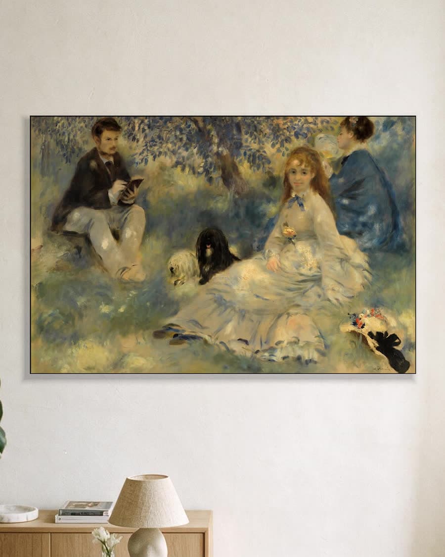 De familie Henriot in een aluminium frame aan dezelfde muur