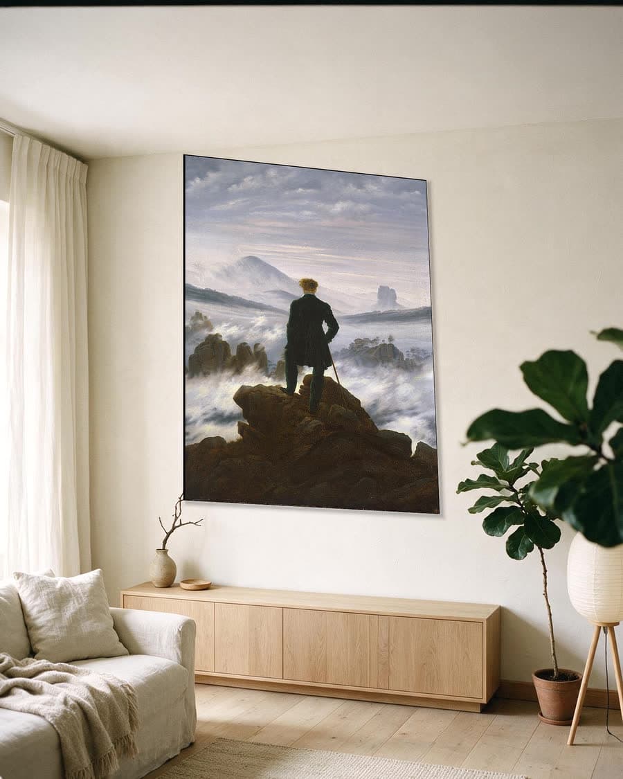 De Zwerver boven de Nevelzee in een aluminium frame aan dezelfde muur