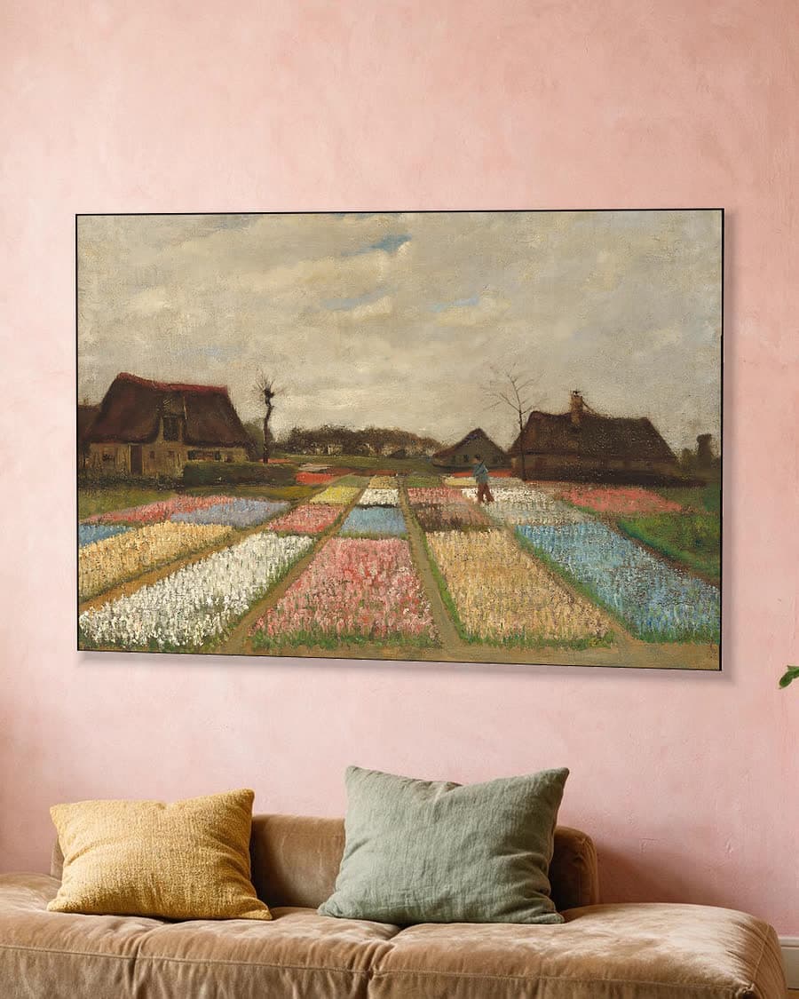 Bloembedden in Holland in een aluminium frame aan dezelfde muur