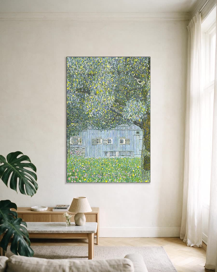 Boerderij in Opper-Oostenrijk in een aluminium frame aan dezelfde muur