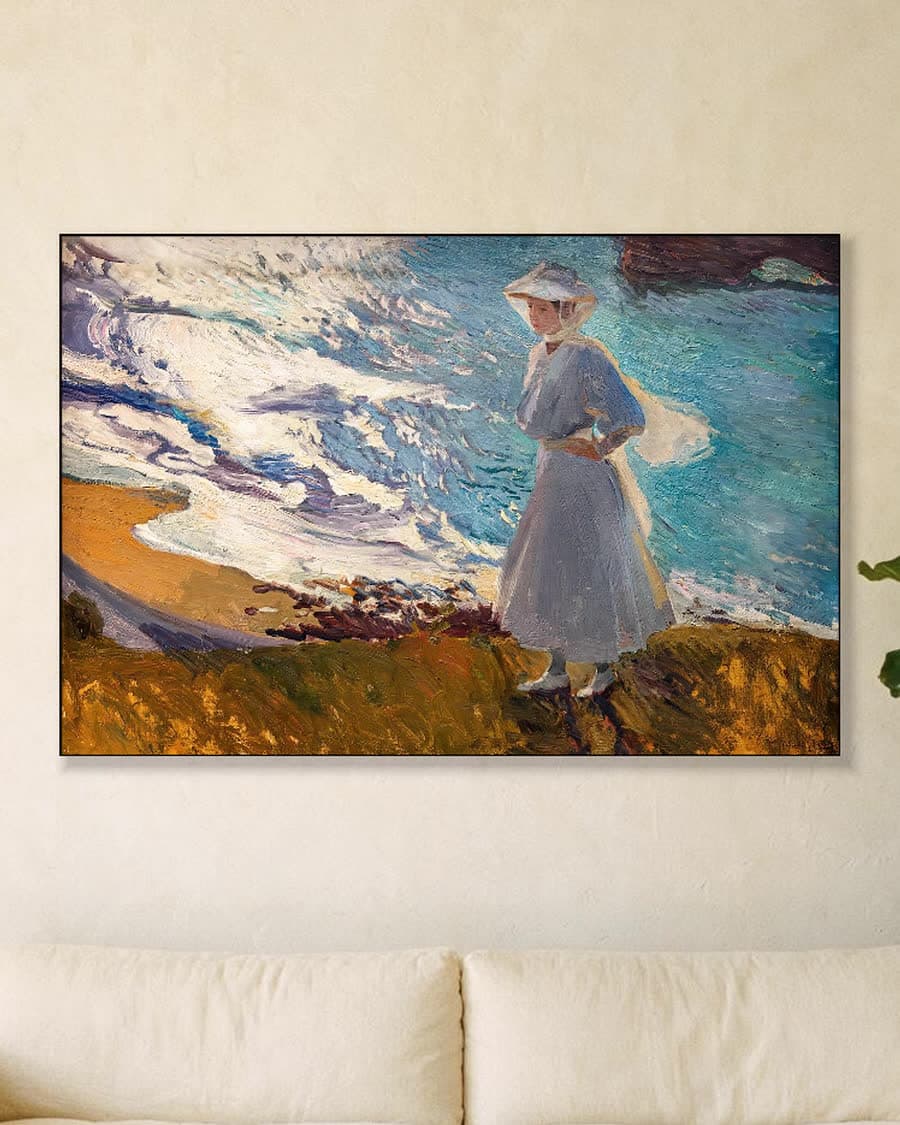 María in tegenlicht, Biarritz in een aluminium frame aan dezelfde muur