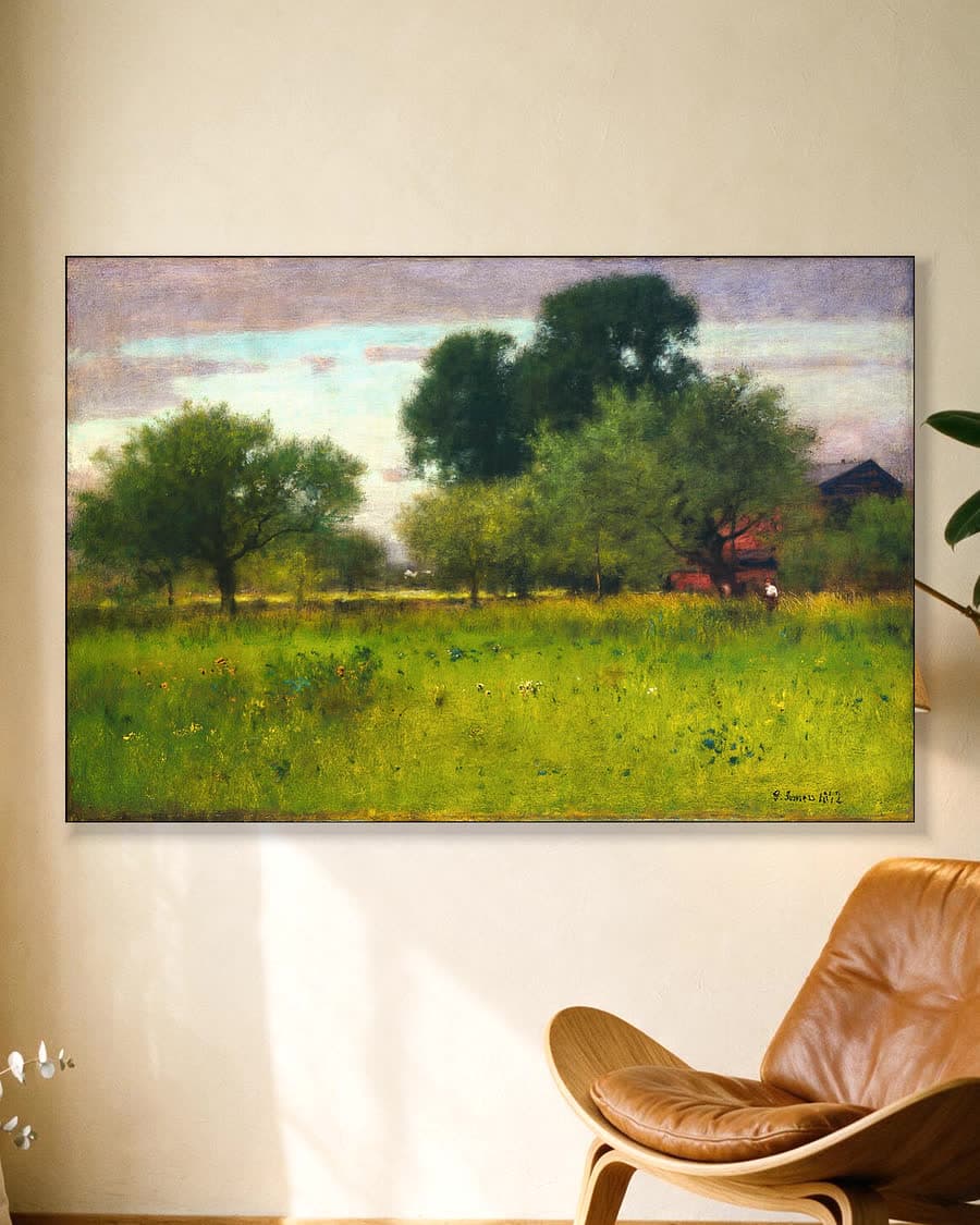 Appelboomgaard in een aluminium frame aan dezelfde muur