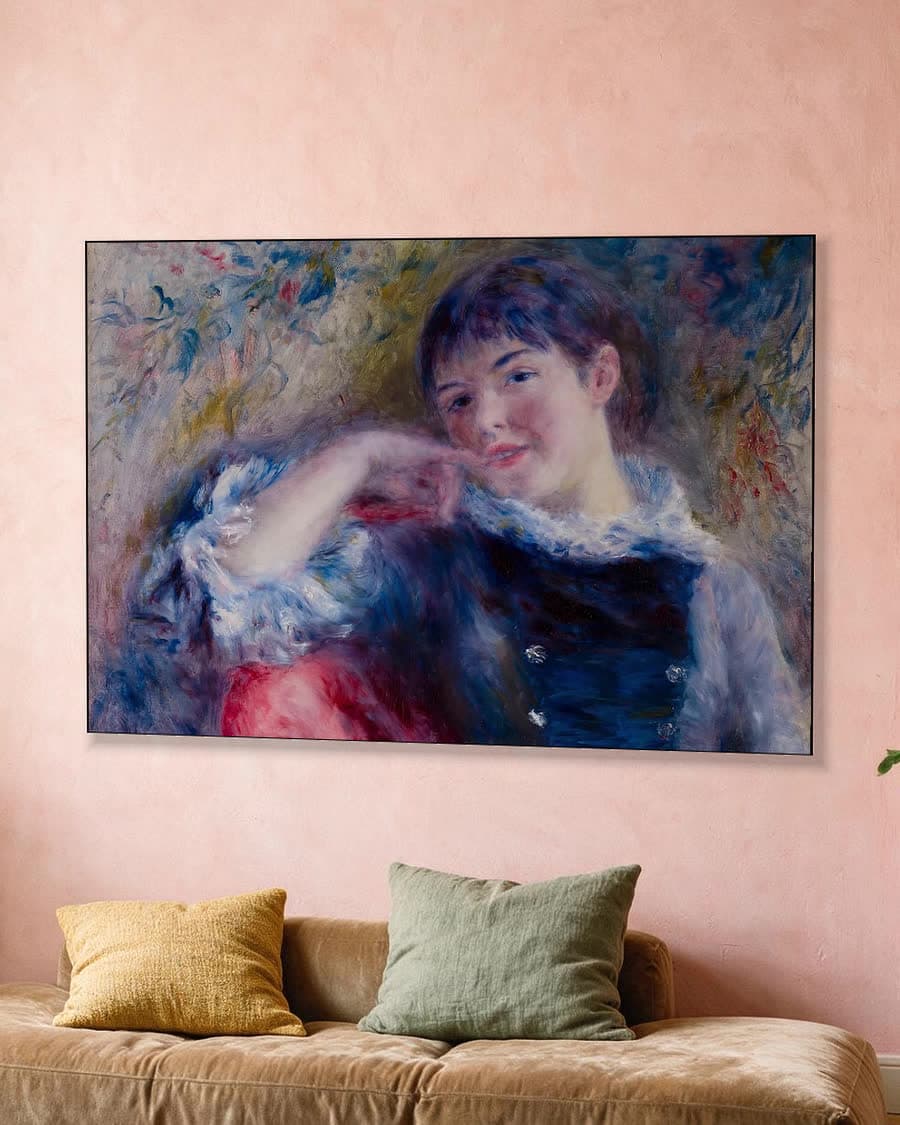De dromer in een aluminium frame aan dezelfde muur