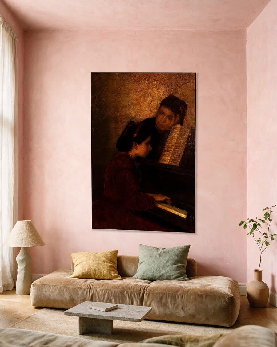 Aan de piano in een aluminium frame aan dezelfde muur