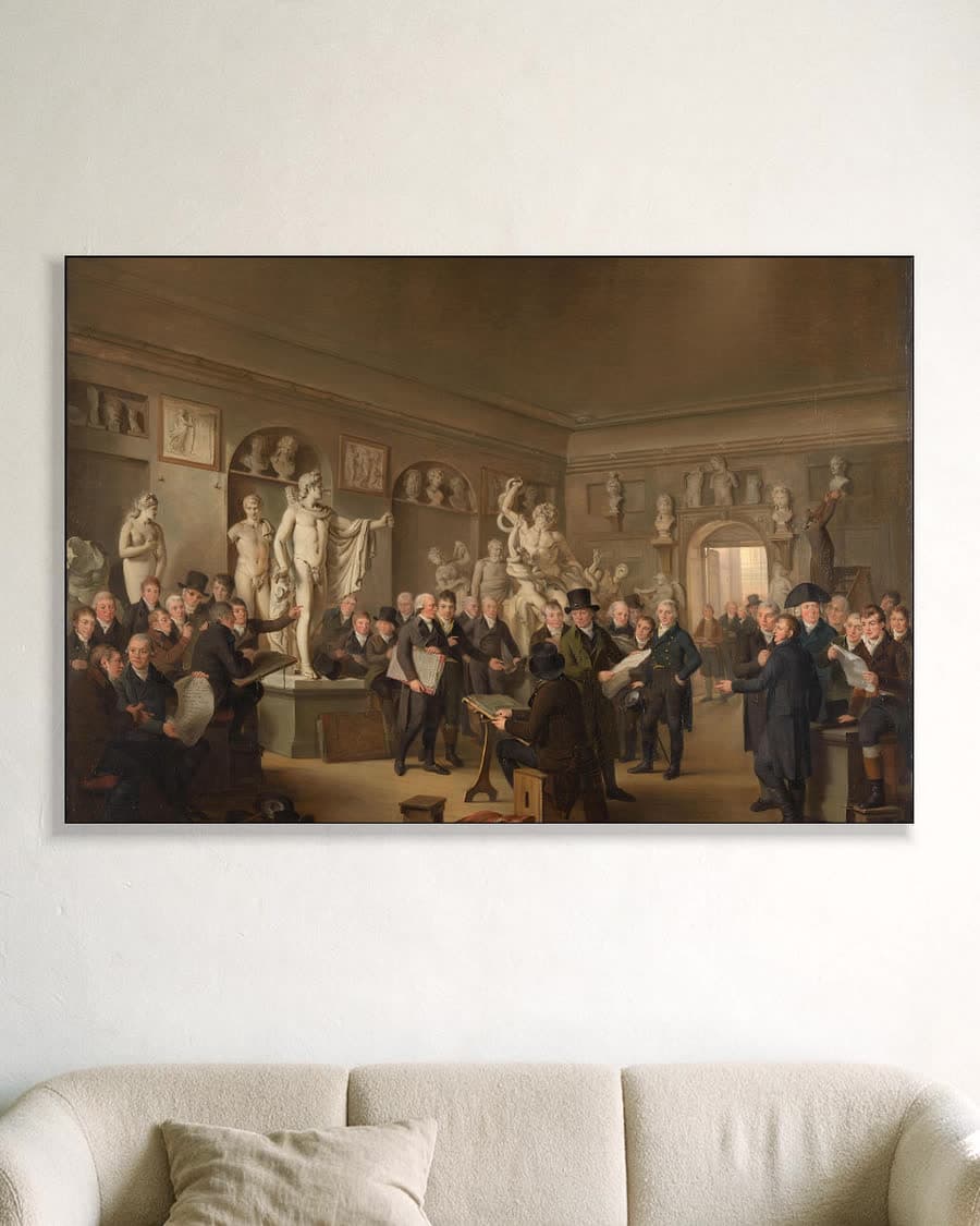 De beeldengalerij van de maatschappij Felix Meritis in een aluminium frame aan dezelfde muur