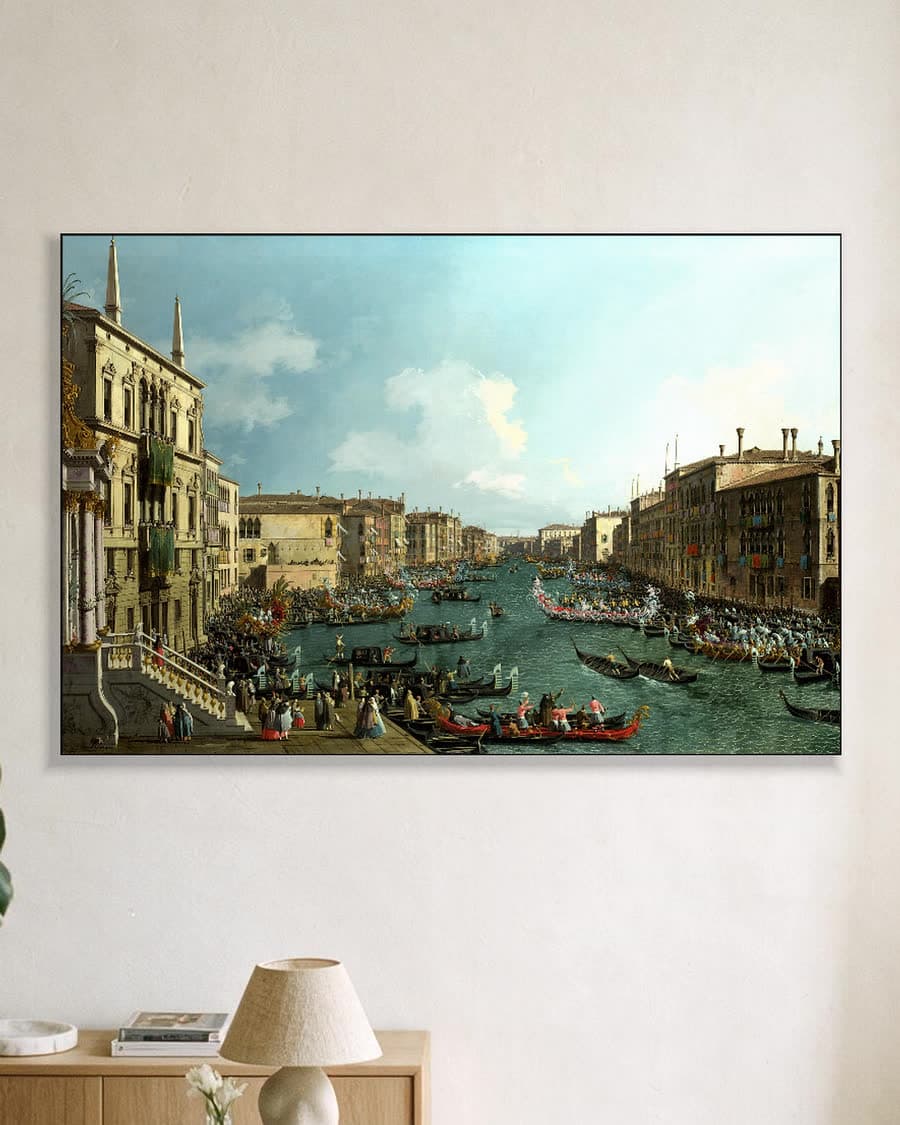 De Regatta op het Canal Grande in een aluminium frame aan dezelfde muur