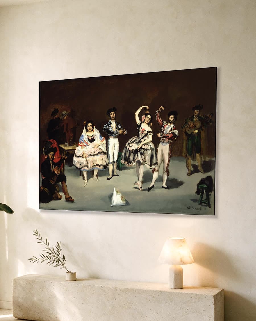 Spaans ballet in een aluminium frame aan dezelfde muur