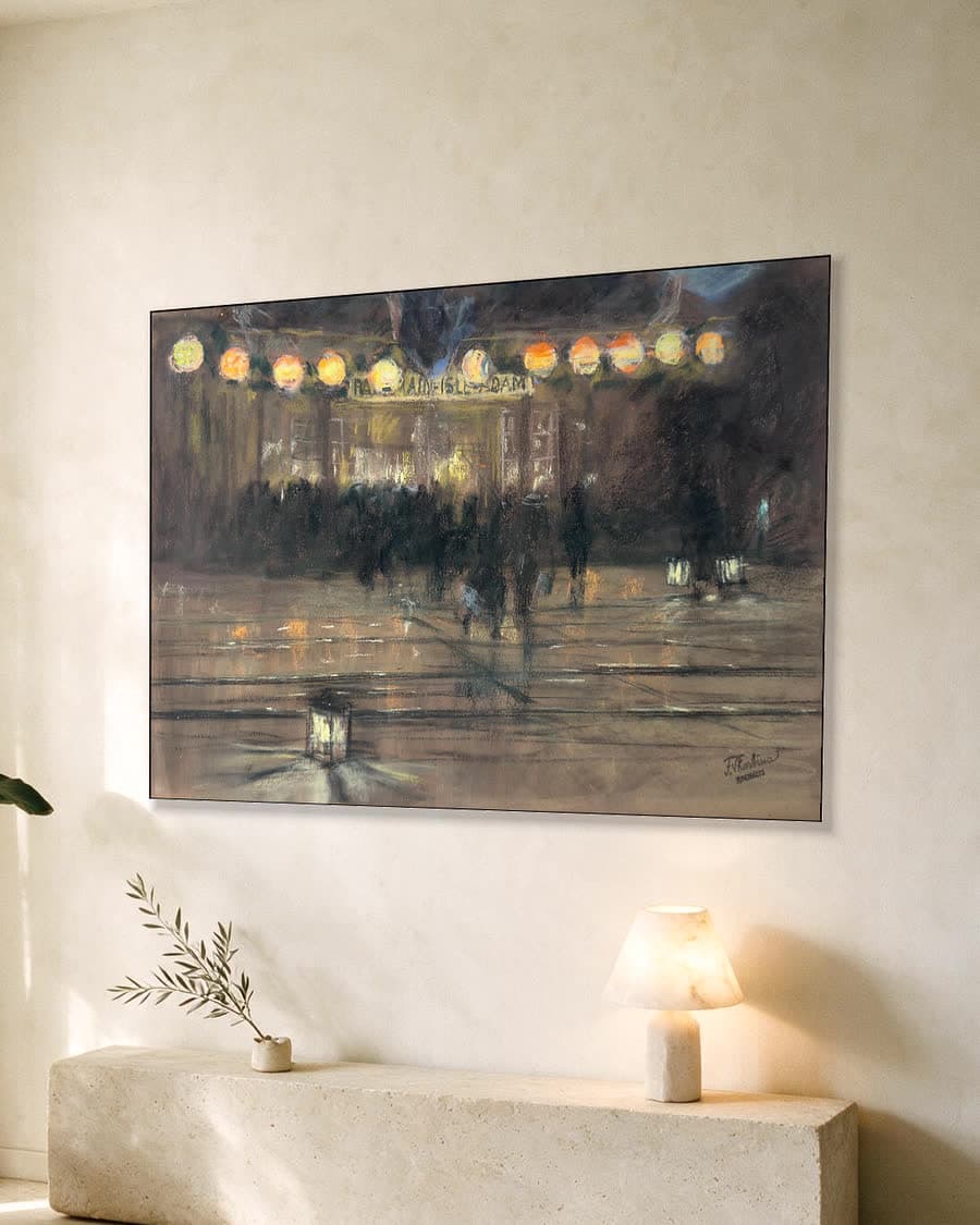 Avond op de Dam in een aluminium frame aan dezelfde muur