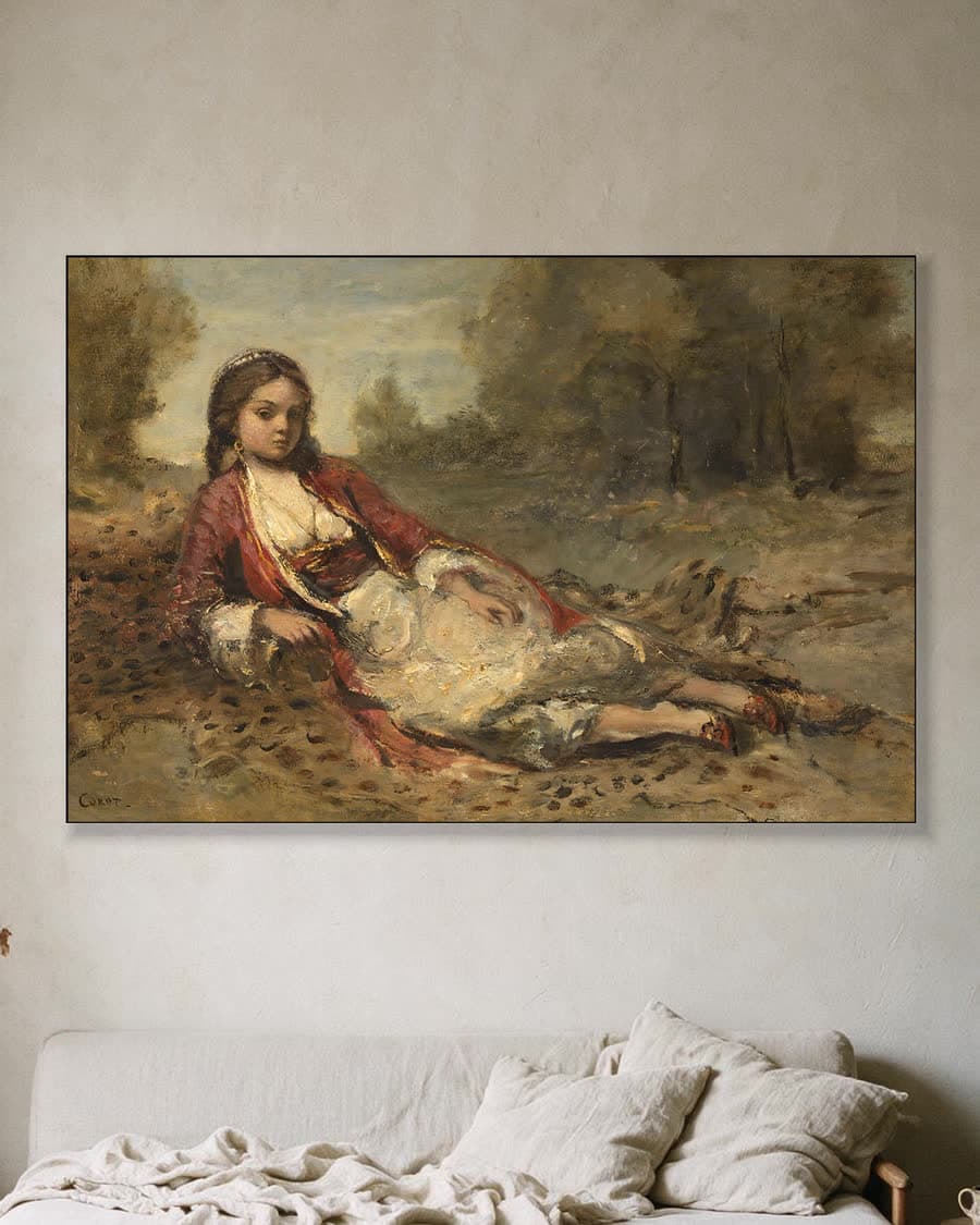 Algerijnse vrouw in een aluminium frame aan dezelfde muur