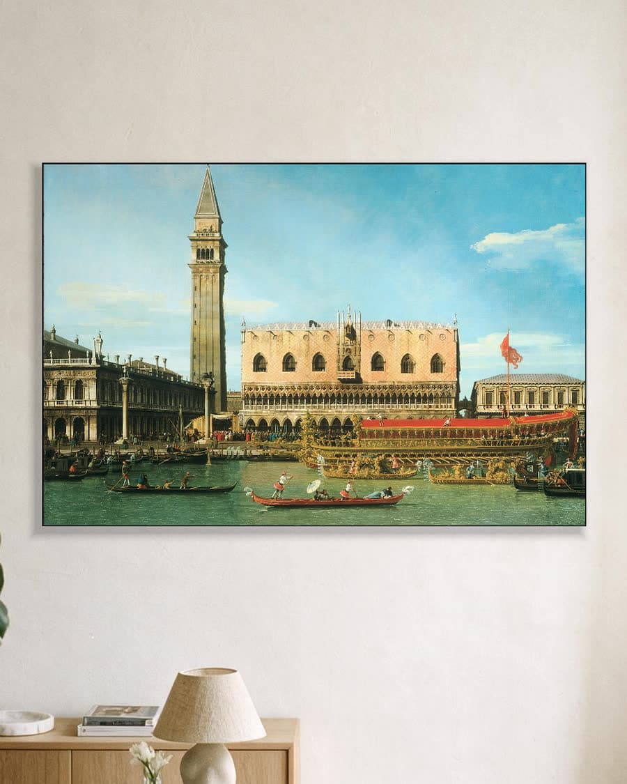 Levendig Venetië aan het water in een aluminium frame aan dezelfde muur