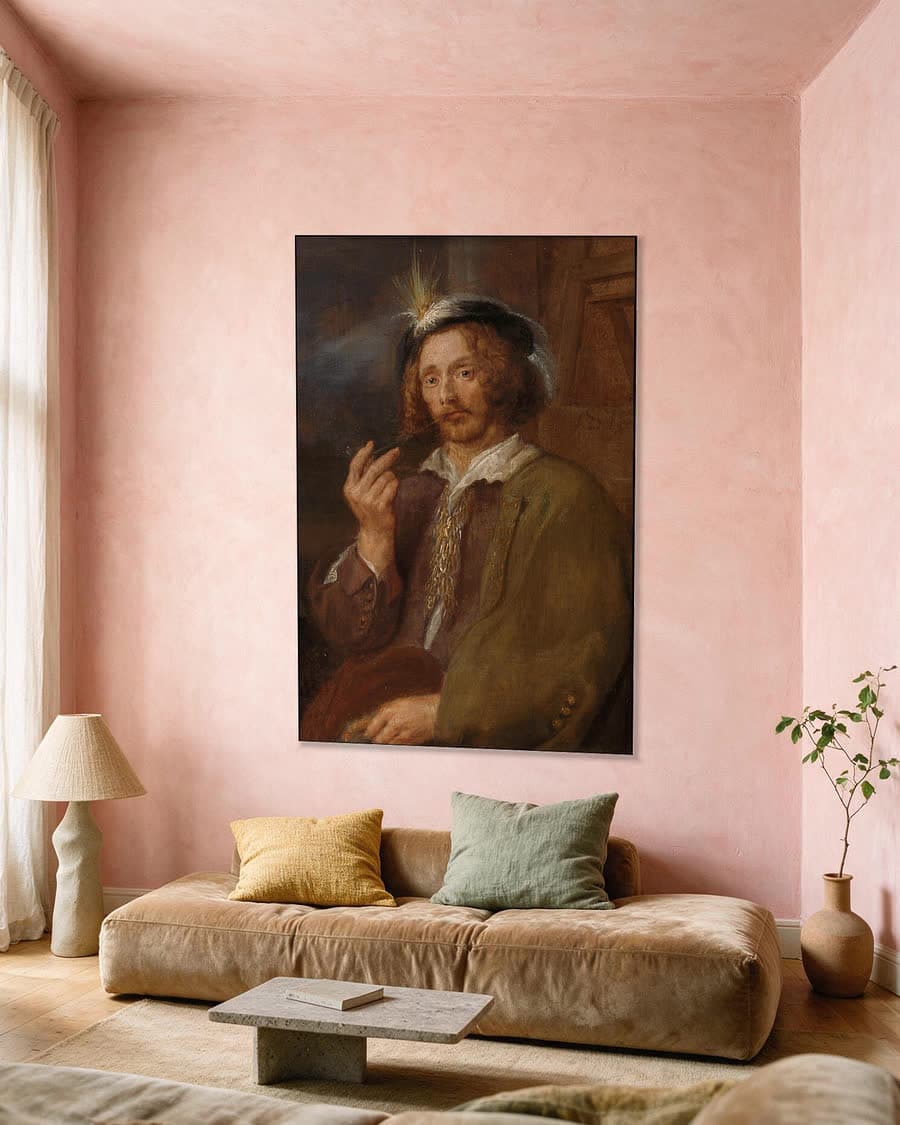 Een schilder die pijp rookt in een aluminium frame aan dezelfde muur