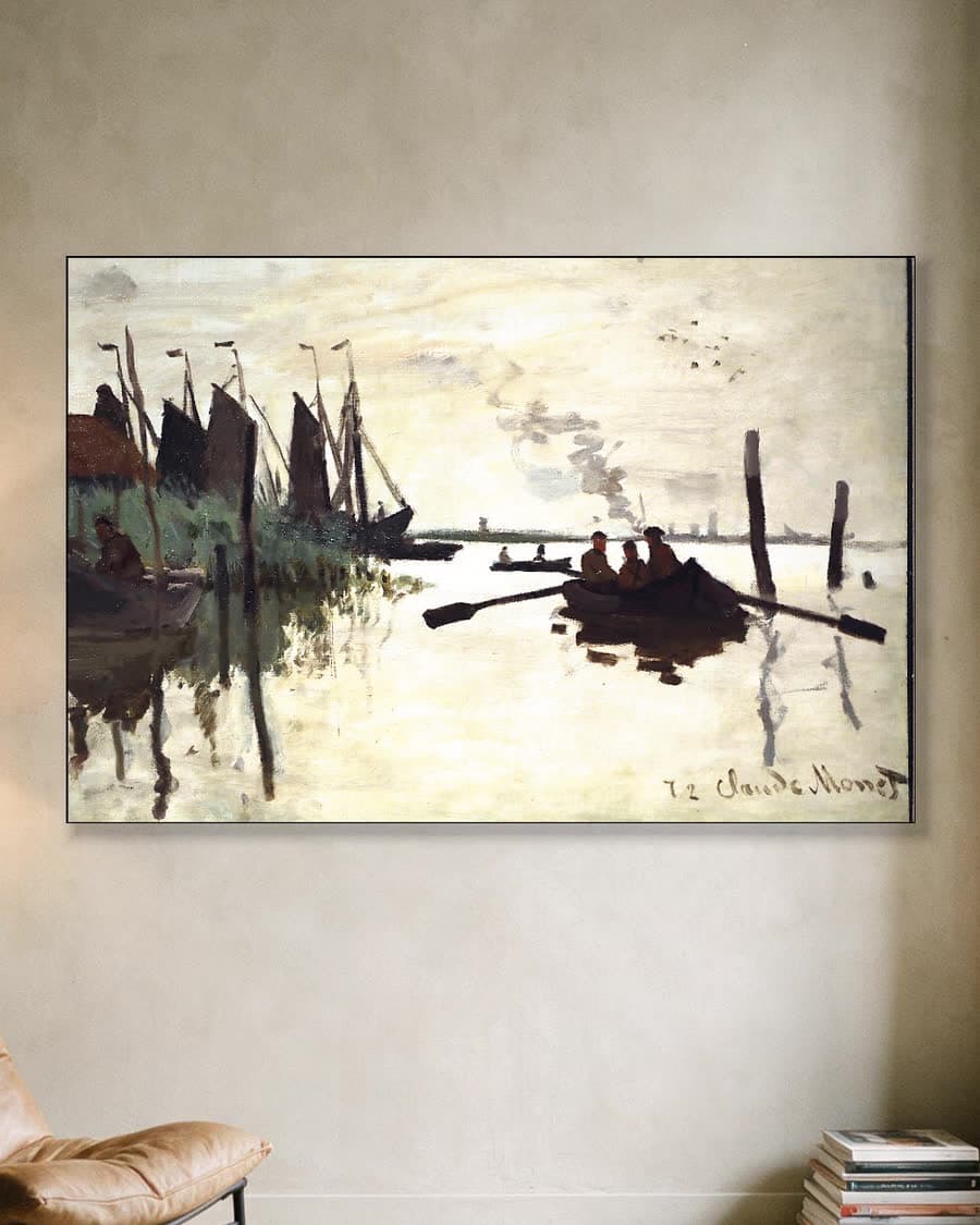 Molen en boten bij Zaandam in een aluminium frame aan dezelfde muur