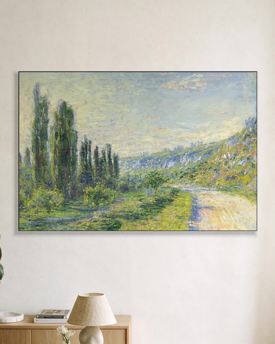 De Weg naar Vétheuil in een aluminium frame aan dezelfde muur