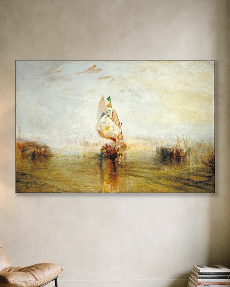 De zon van Venetië vaart uit in een aluminium frame aan dezelfde muur