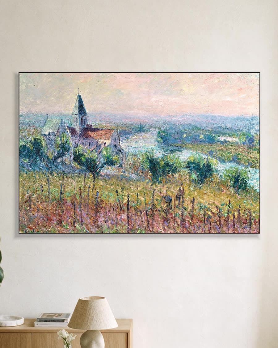 Kerk in de vallei in een aluminium frame aan dezelfde muur