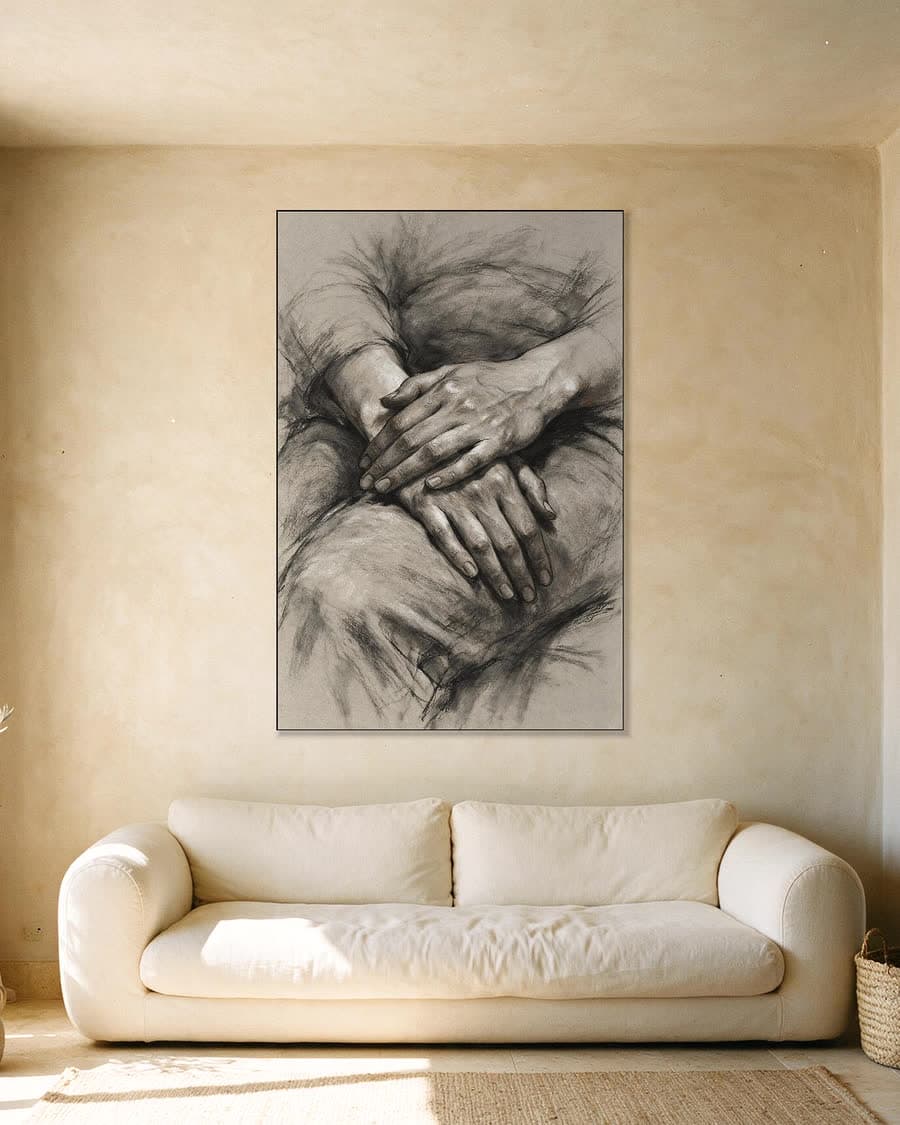 Handen in de schoot in een aluminium frame aan dezelfde muur