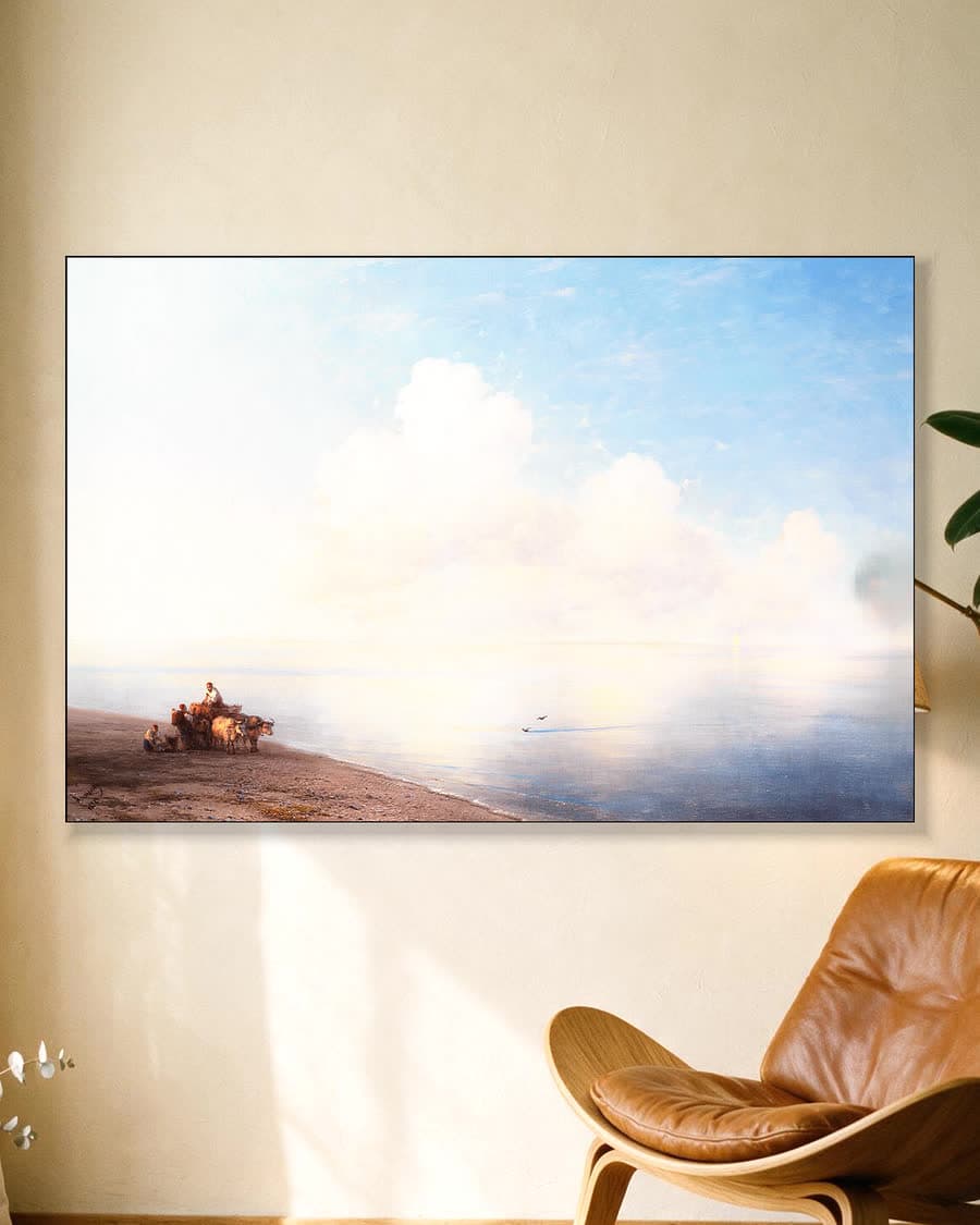 Kalme zee in een aluminium frame aan dezelfde muur