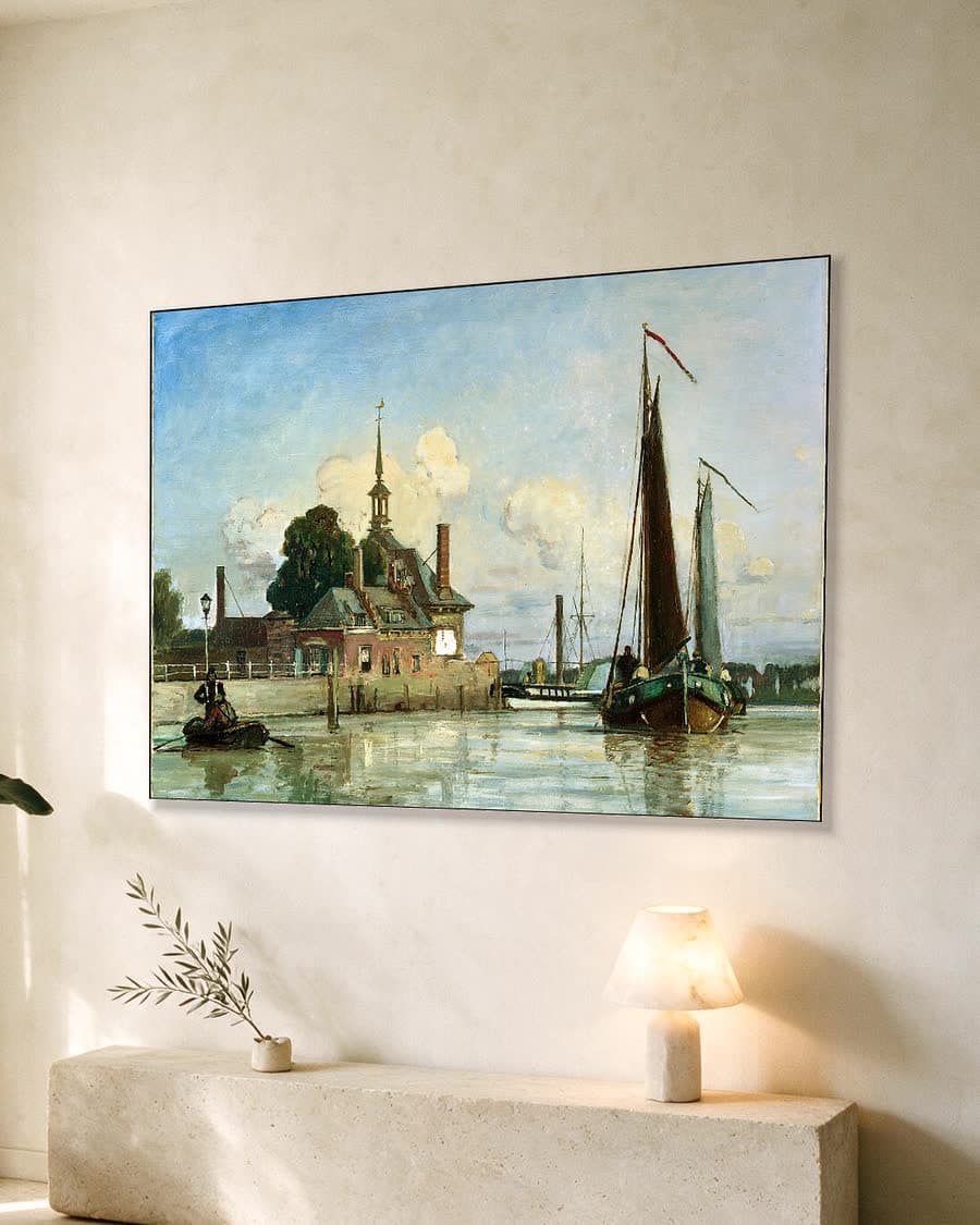 Gezicht op de Ooster Oudehoofdpoort in een aluminium frame aan dezelfde muur