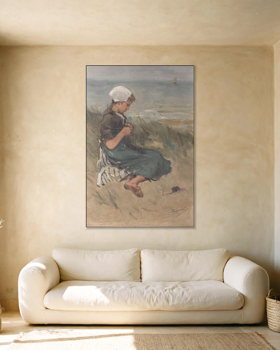 Breiend meisje op een duin in een aluminium frame aan dezelfde muur
