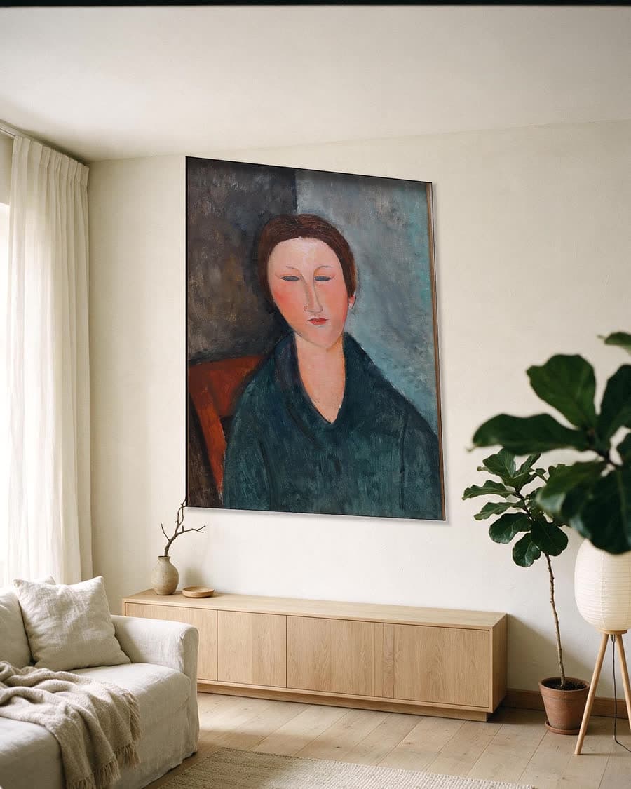 Buste van een jong meisje, Mademoiselle Marthe in een aluminium frame aan dezelfde muur