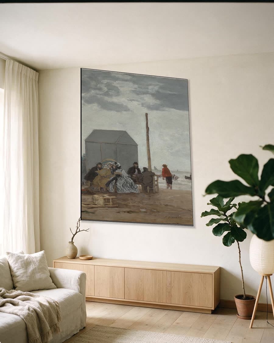 Het strand bij Deauville in een aluminium frame aan dezelfde muur