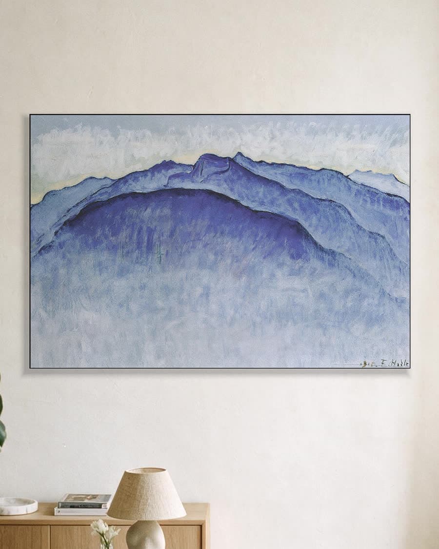 Blauwe Bergketen in een aluminium frame aan dezelfde muur