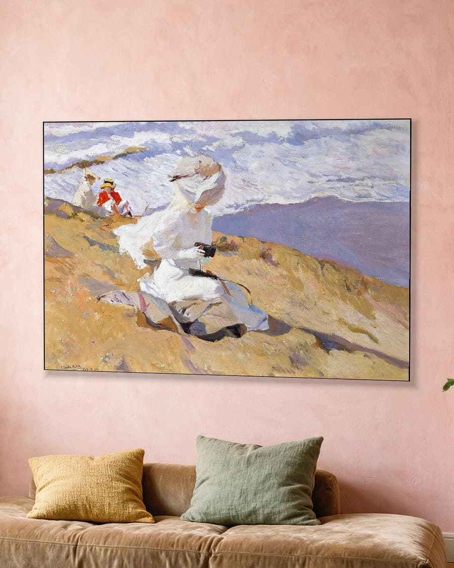 Het moment vastgelegd in een aluminium frame aan dezelfde muur