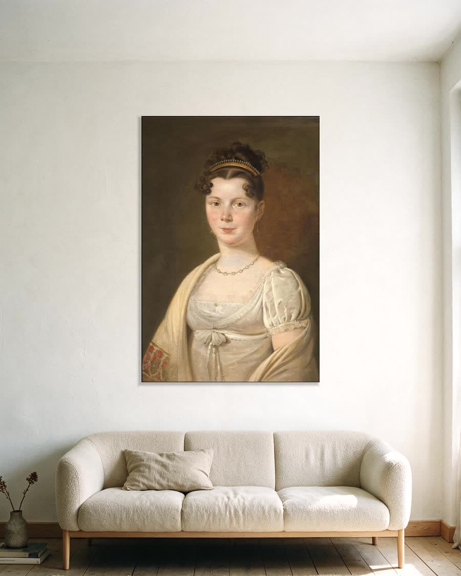 Portret van Wilhelmina Maria Haack in een aluminium frame aan dezelfde muur