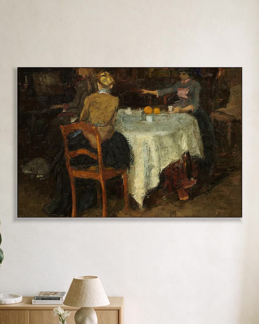 Het pianospel in een aluminium frame aan dezelfde muur
