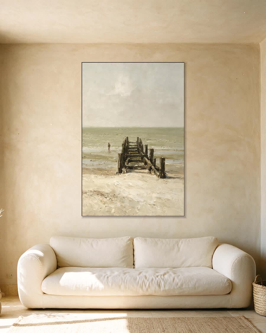 Pier in de mist in een aluminium frame aan dezelfde muur