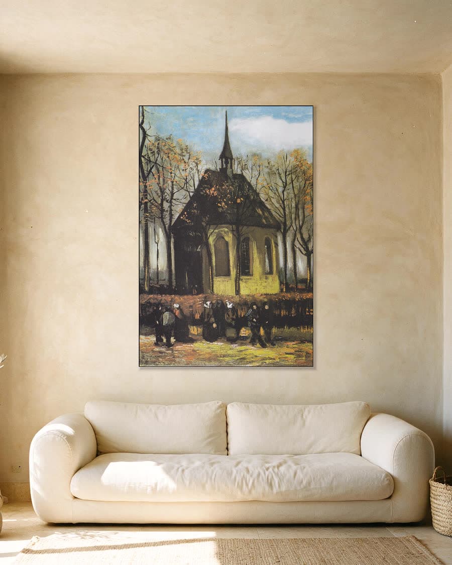 Het uitgaan van de hervormde kerk te Nuenen in een aluminium frame aan dezelfde muur