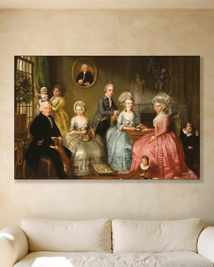 Het gezin van Jan van Loon in een aluminium frame aan dezelfde muur