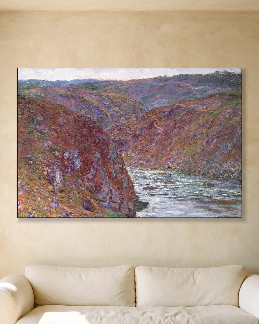 Dal van de Creuse, grijze dag in een aluminium frame aan dezelfde muur