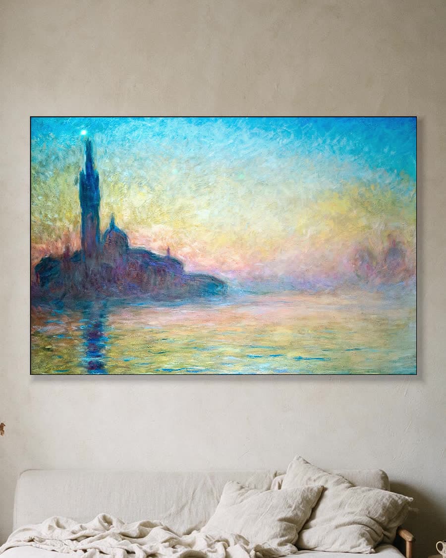 San Giorgio Maggiore bij schemering in een aluminium frame aan dezelfde muur
