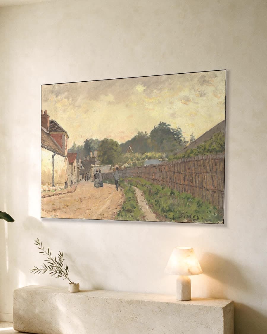 Een straat in Marly-le-Roi in een aluminium frame aan dezelfde muur