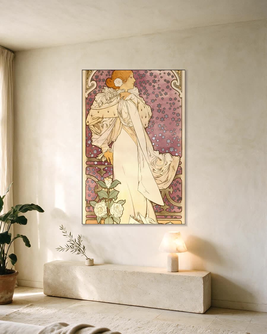 La Dame aux Camélias in een aluminium frame aan dezelfde muur