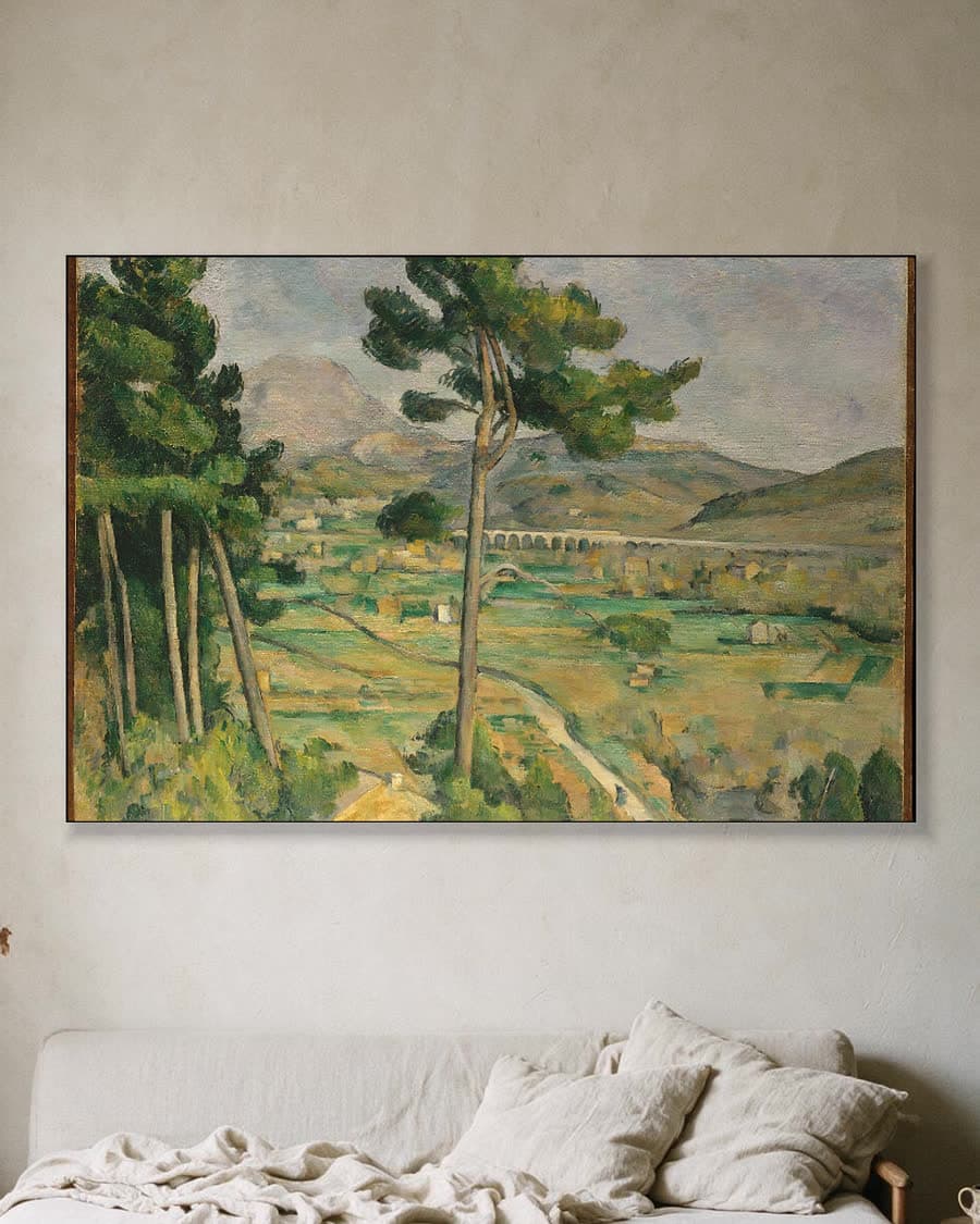 De berg Sainte-Victoire en het viaduct van de Arc-vallei in een aluminium frame aan dezelfde muur