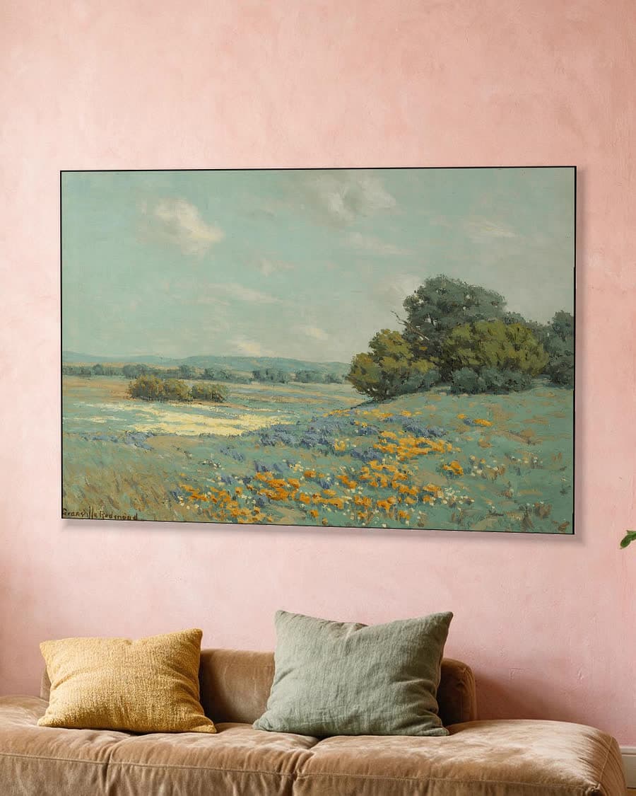 Californisch klaprozenveld in een aluminium frame aan dezelfde muur