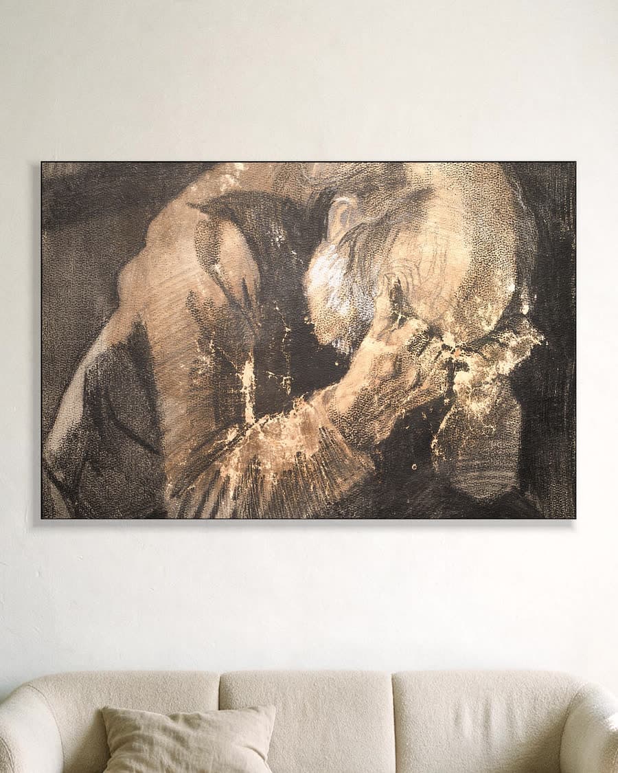 Treurende oude man in een aluminium frame aan dezelfde muur