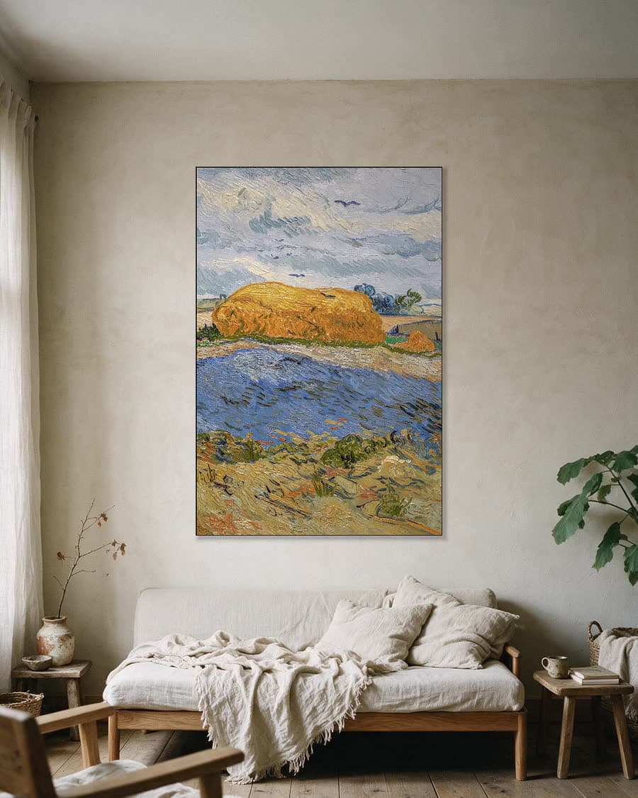 Korenmijt onder een bewolkte hemel in een aluminium frame aan dezelfde muur