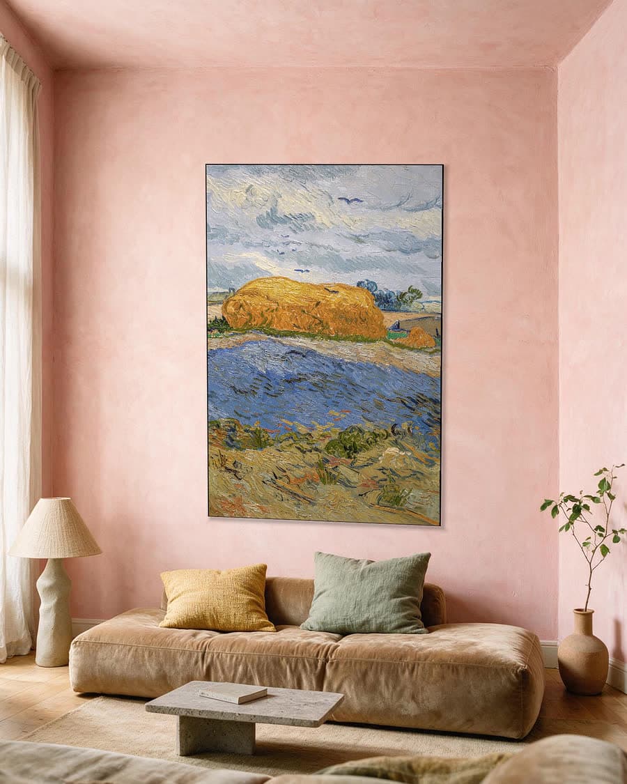 Korenschelf onder een bewolkte hemel in een aluminium frame aan dezelfde muur