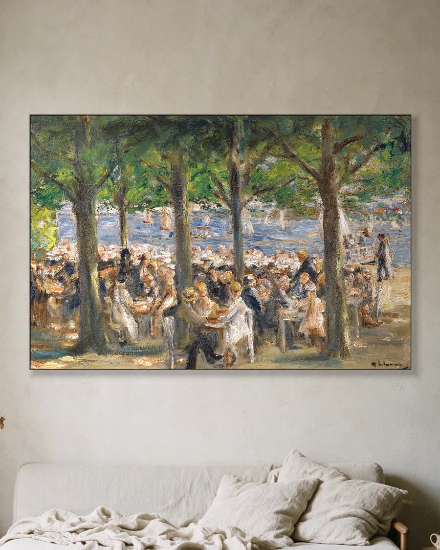 Tuinrestaurant onder de bomen aan de Havel in een aluminium frame aan dezelfde muur