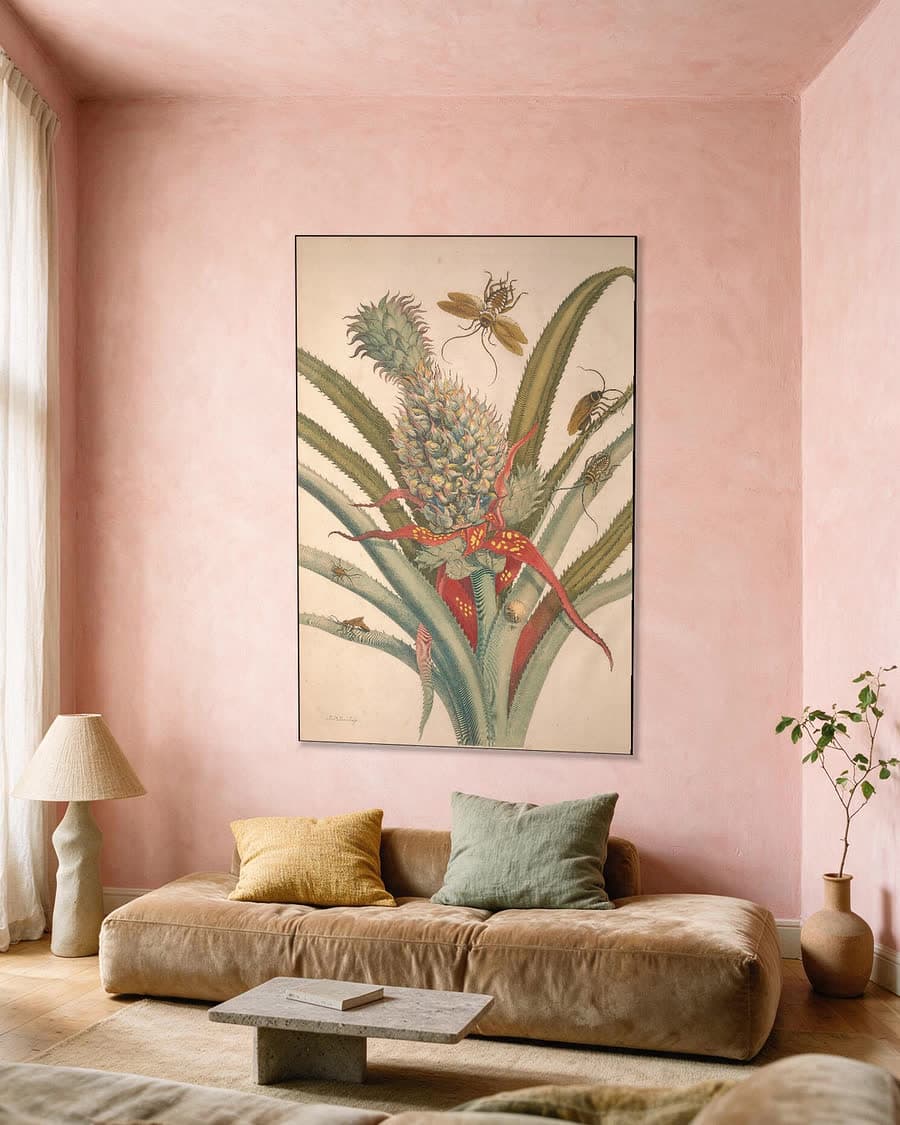 Ananas met kakkerlakken (Metamorphosis, plaat 1/2) in een aluminium frame aan dezelfde muur