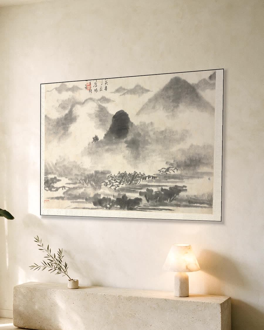 Landschap naar Mi Fei in een aluminium frame aan dezelfde muur
