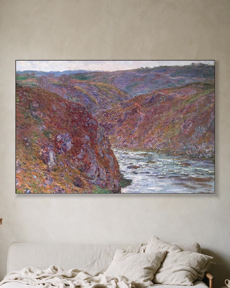 Dal van de Creuse, grijze dag in een aluminium frame aan dezelfde muur