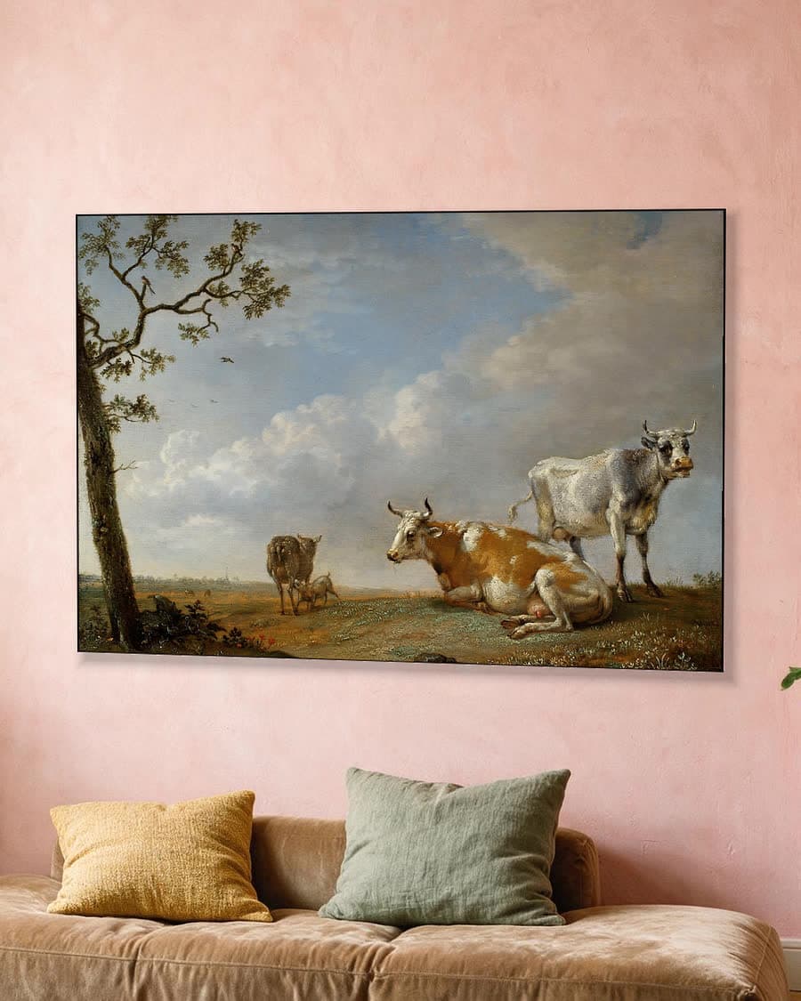 Rustende dieren in de weide in een aluminium frame aan dezelfde muur